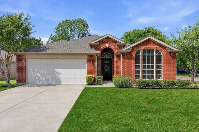 2521 Champlain Lane, Denton, TX 76210