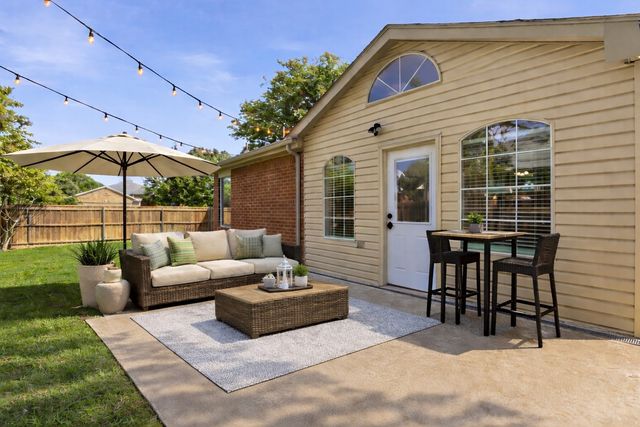 2521 Champlain Lane, Denton, TX 76210