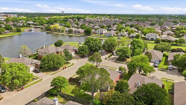 2521 Champlain Lane, Denton, TX 76210