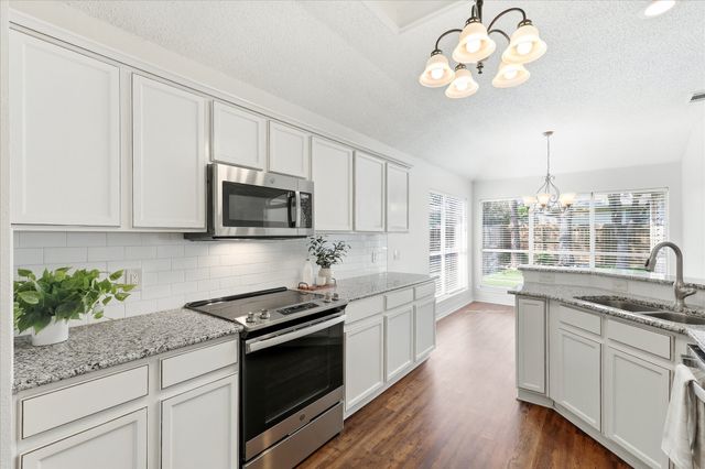 2521 Champlain Lane, Denton, TX 76210