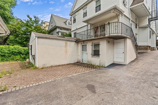 743 Palisade Avenue, Yonkers, NY 10703
