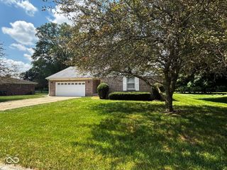 321 S Locust Drive, Morristown, IN 46161