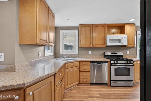 37 Victor Street, Albany, NY 12206