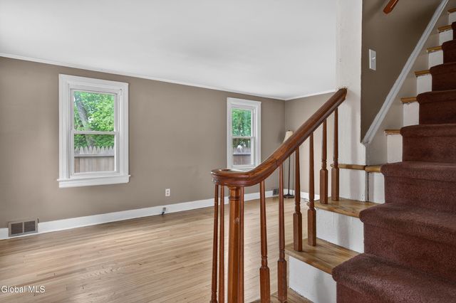 37 Victor Street, Albany, NY 12206