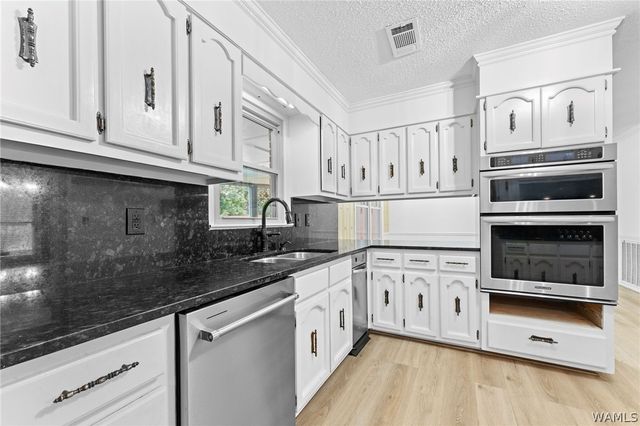 4625 White Dogwood, Northport, AL 35473