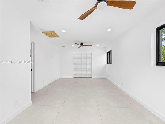 949 Lighthouse Dr, North Palm Beach, FL 33408