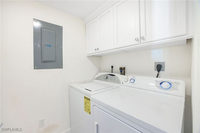 9715 Gulf Shore DR 103, Naples, FL 34108