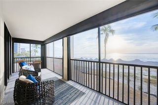 9715 Gulf Shore DR 103, Naples, FL 34108