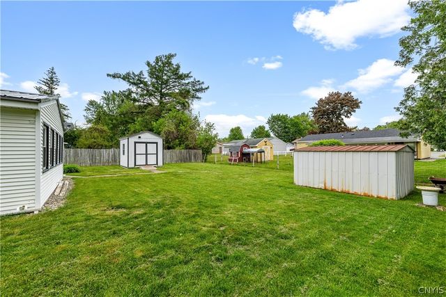 402 Richmond Road, Utica, NY 13502