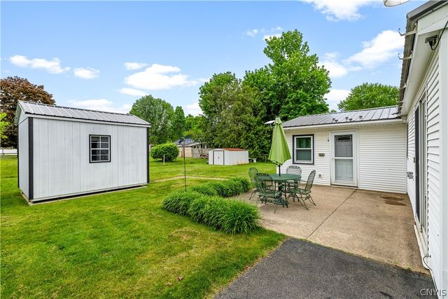 402 Richmond Road, Utica, NY 13502