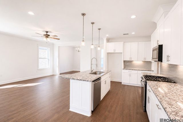 33972 Highlandia Dr, Denham Springs, LA 70706