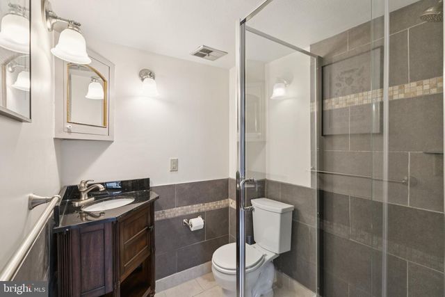 2000 BRANDYWINE ST, Philadelphia, PA 19130