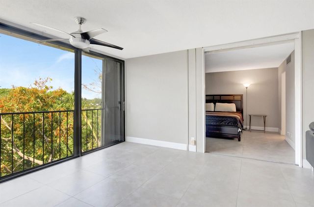 501 SW 11th Place 403, Boca Raton, FL 33432