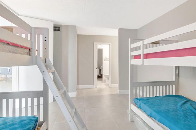 501 SW 11th Place 403, Boca Raton, FL 33432