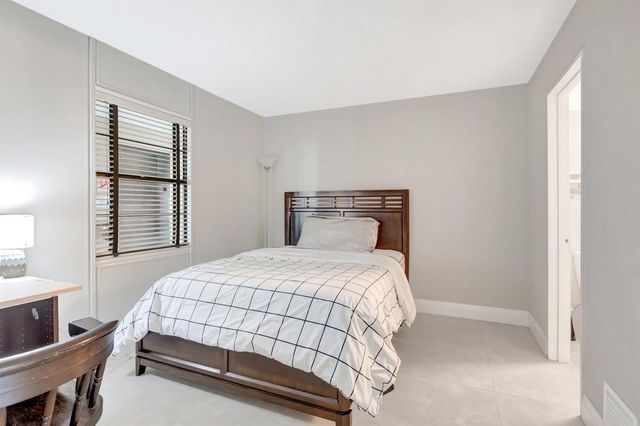 501 SW 11th Place 403, Boca Raton, FL 33432