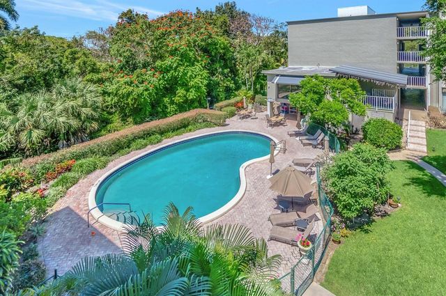 501 SW 11th Place 403, Boca Raton, FL 33432