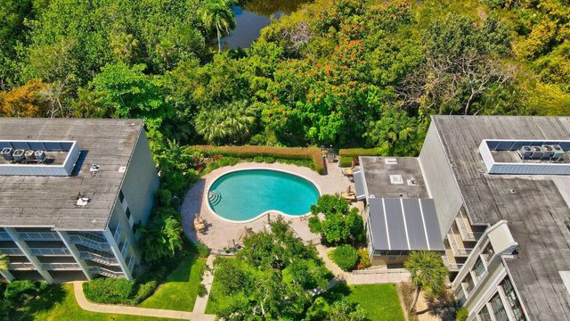 501 SW 11th Place 403, Boca Raton, FL 33432