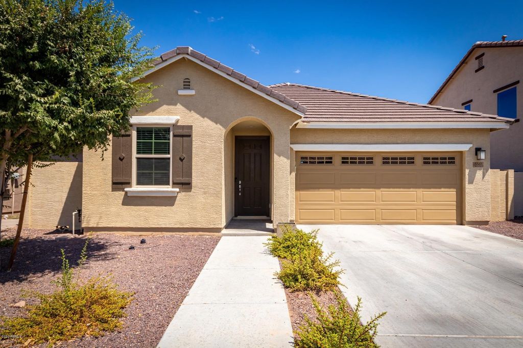 3517 N 34th Street, Mesa, AZ 85213