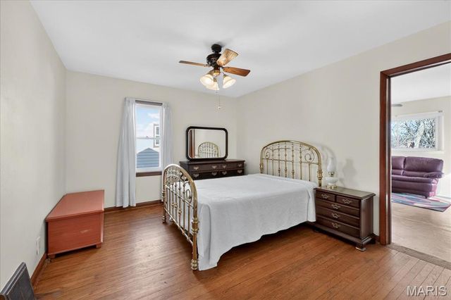 10327 Eaglewood Avenue, Overland, MO 63114