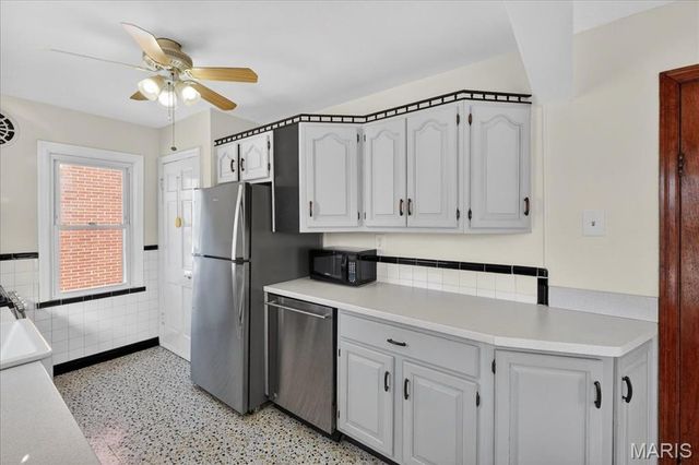 10327 Eaglewood Avenue, Overland, MO 63114