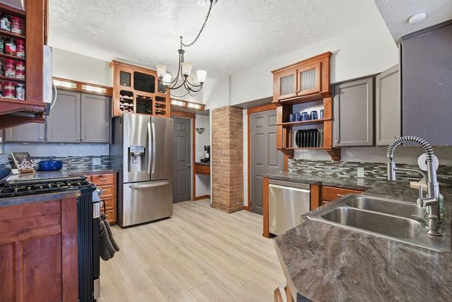 2528 N Magnolia St, Spokane, WA 99207