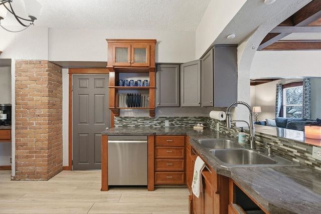 2528 N Magnolia St, Spokane, WA 99207