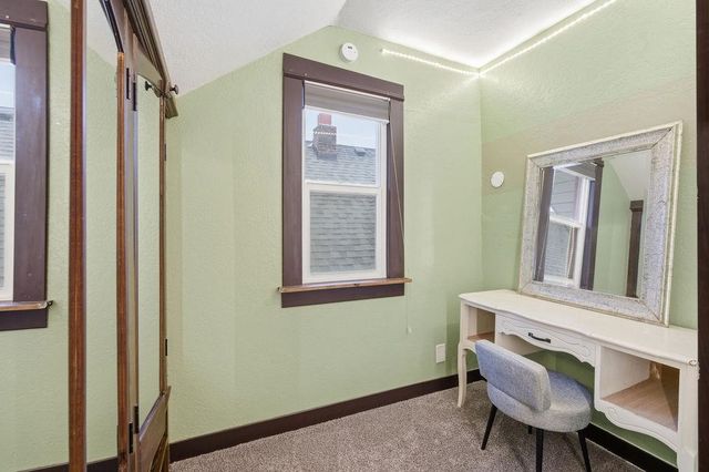 2528 N Magnolia St, Spokane, WA 99207