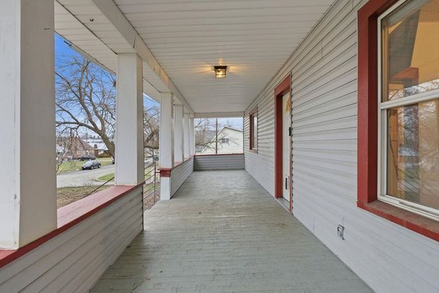 2528 N Magnolia St, Spokane, WA 99207