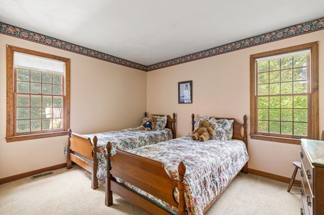 33 Ellis Cir, Yarmouth, MA 02675
