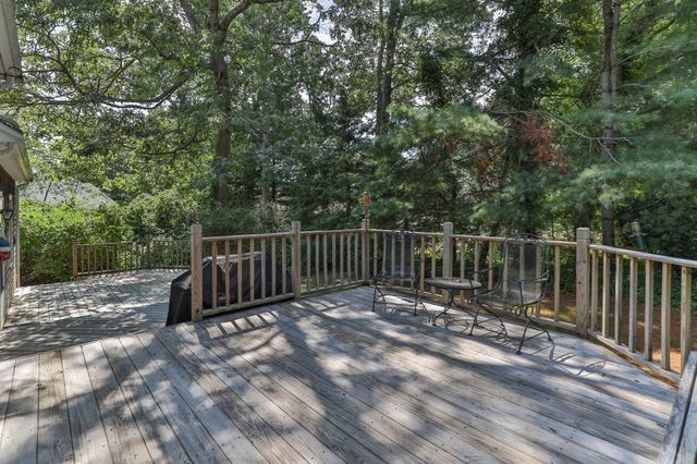 33 Ellis Cir, Yarmouth, MA 02675
