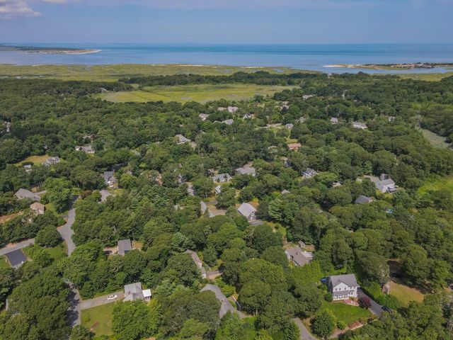 33 Ellis Cir, Yarmouth, MA 02675