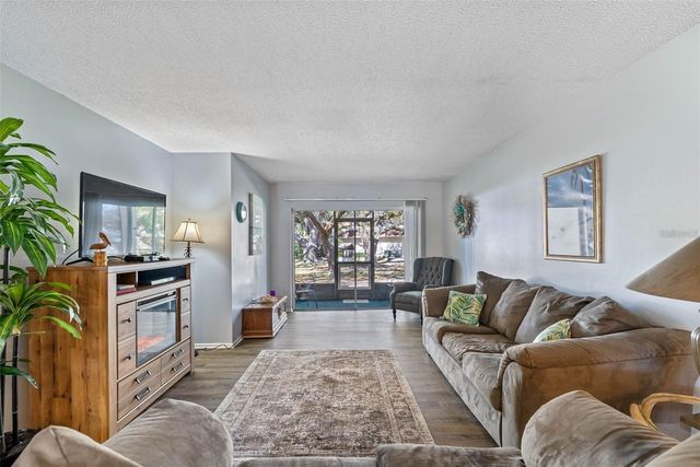870 VIRGINIA STREET 104, Dunedin, FL 34698
