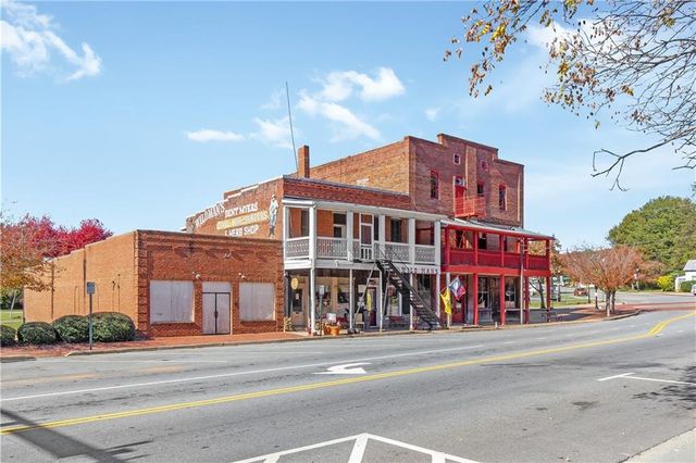 2377 Whispering NW Drive, Kennesaw, GA 30144