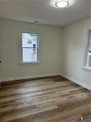 1004 Hill Top Dr, Richmond, VA 23225