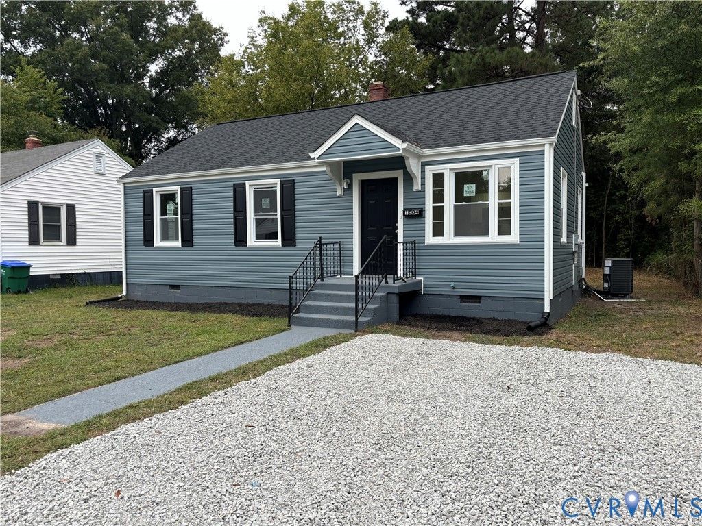 1004 Hill Top Dr, Richmond, VA 23225