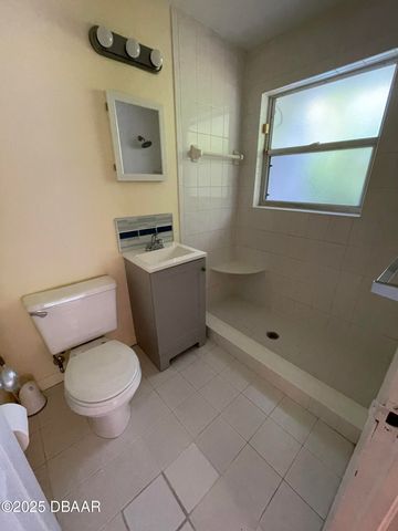 525 Tarragona Way, Daytona Beach, FL 32114