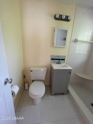 525 Tarragona Way, Daytona Beach, FL 32114