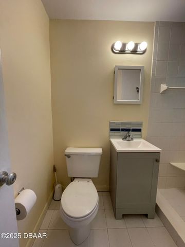 525 Tarragona Way, Daytona Beach, FL 32114