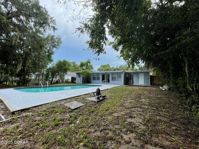 525 Tarragona Way, Daytona Beach, FL 32114