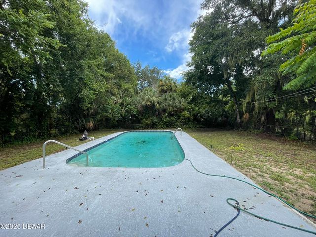 525 Tarragona Way, Daytona Beach, FL 32114