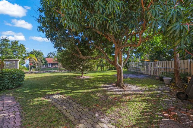 1235 NW 19th Terrace, Delray Beach, FL 33445