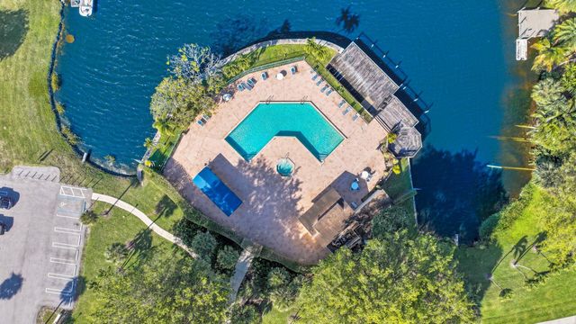 1235 NW 19th Terrace, Delray Beach, FL 33445