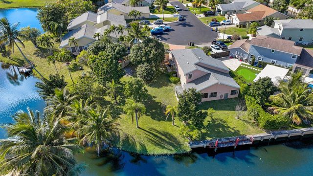 1235 NW 19th Terrace, Delray Beach, FL 33445