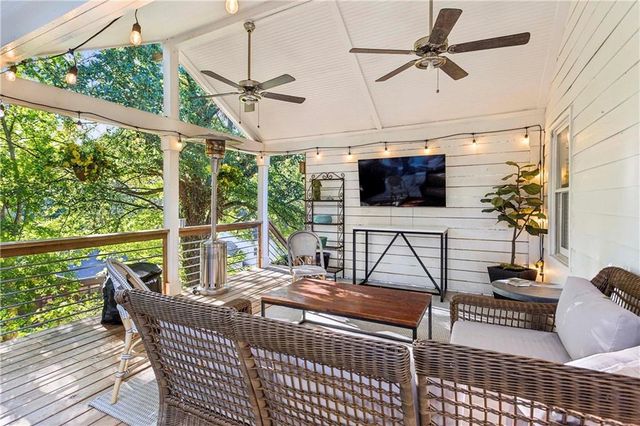 1905 Woodland Hills NW Avenue, Atlanta, GA 30318