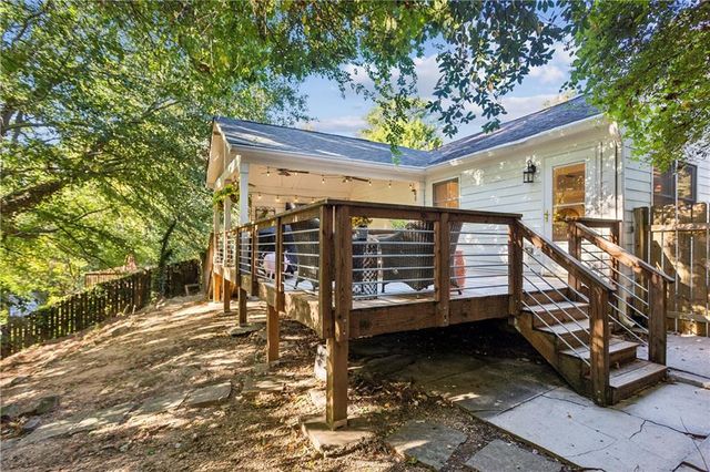 1905 Woodland Hills NW Avenue, Atlanta, GA 30318