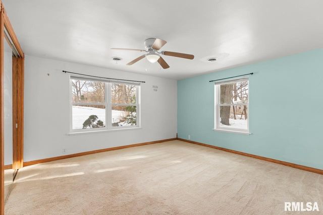 125 SHERWOOD Court, Creve Coeur, IL 61610