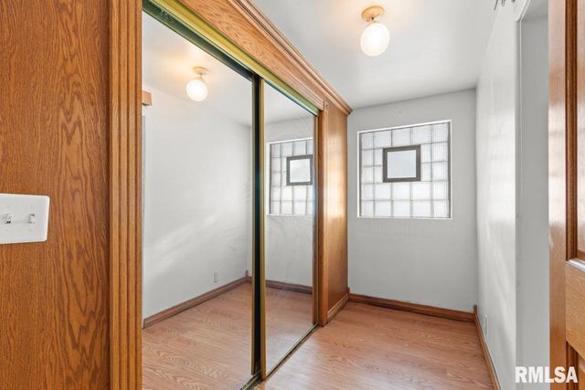 125 SHERWOOD Court, Creve Coeur, IL 61610