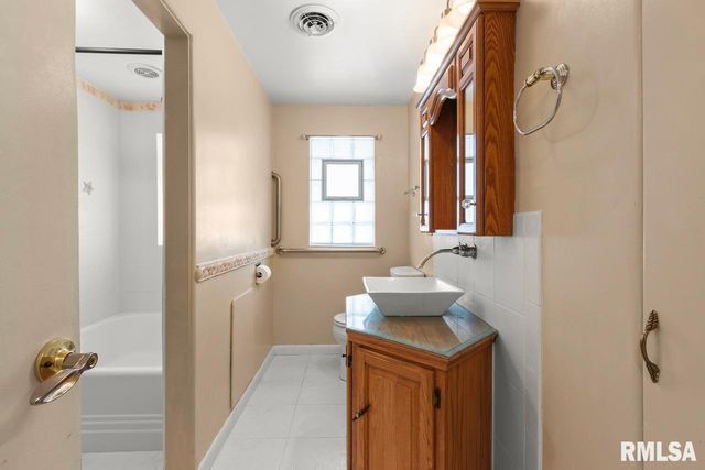 125 SHERWOOD Court, Creve Coeur, IL 61610