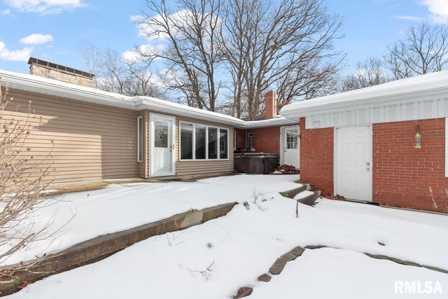 125 SHERWOOD Court, Creve Coeur, IL 61610