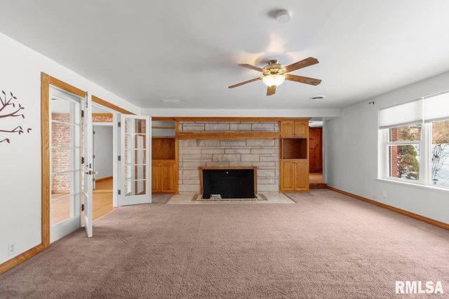 125 SHERWOOD Court, Creve Coeur, IL 61610